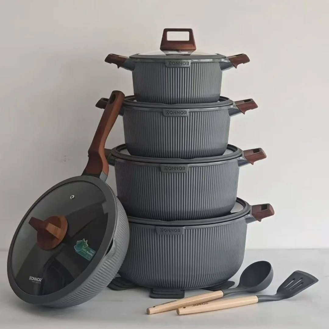 Elegant Non-Stick Cookware Set with Wood-Effect Accents (15 Pieces) - Multicolor