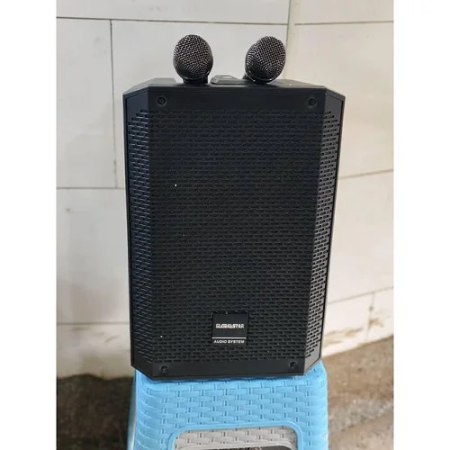 Global Star Rechargeable Portable Wireless Amplified Speaker with Mic &amp; Guitar Input